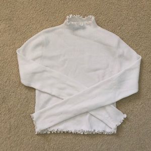 Brandy Melville Lettuce Edge Top